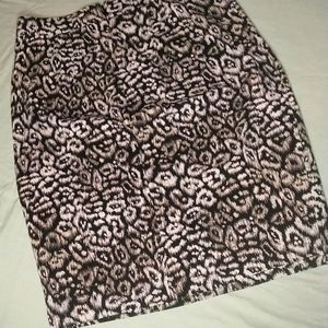 Ann Taylor Petite Leopard Print Stretchy Skirt